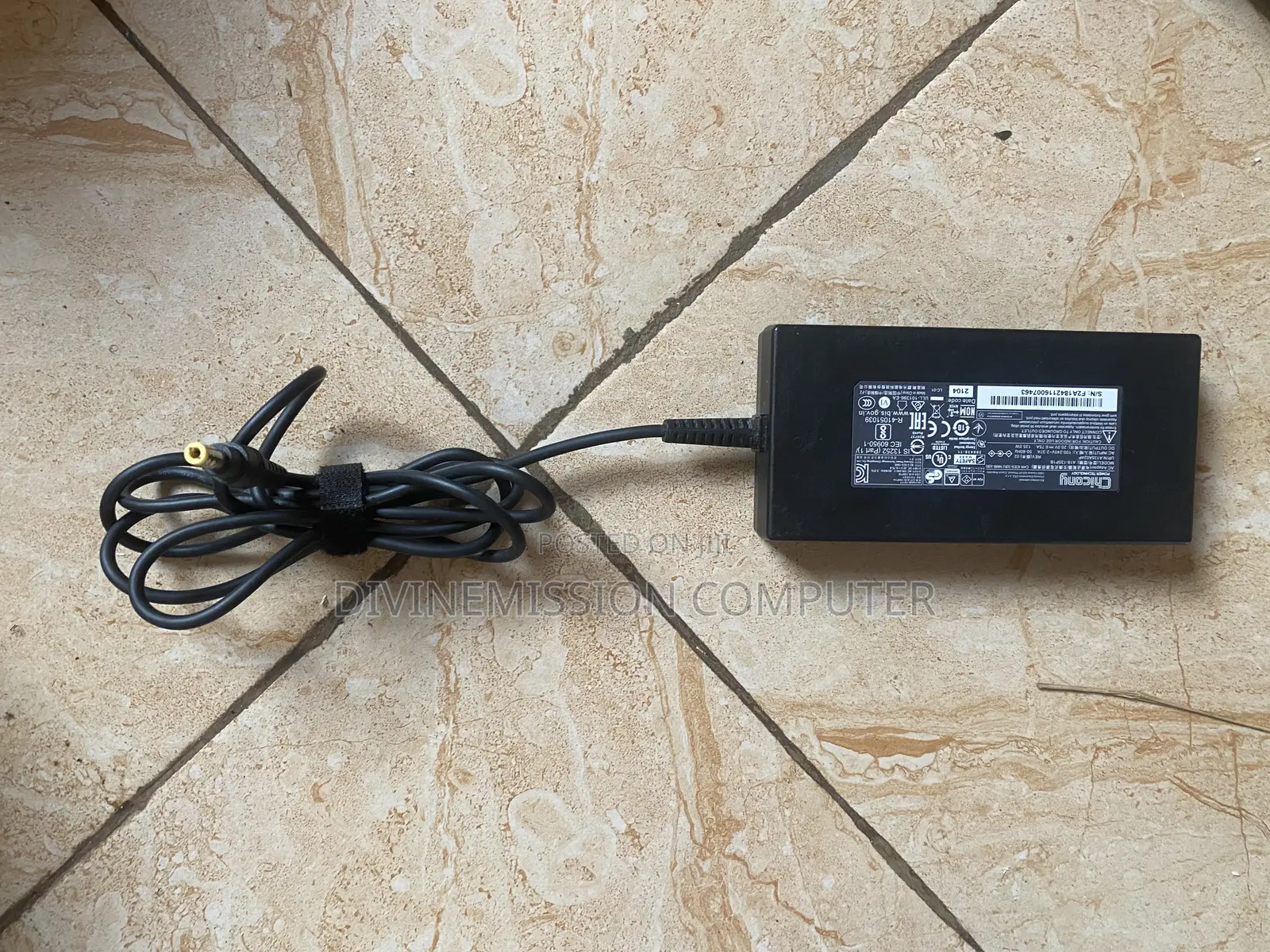 Original Chicony AC Adapter 20v=6.75A, 135w