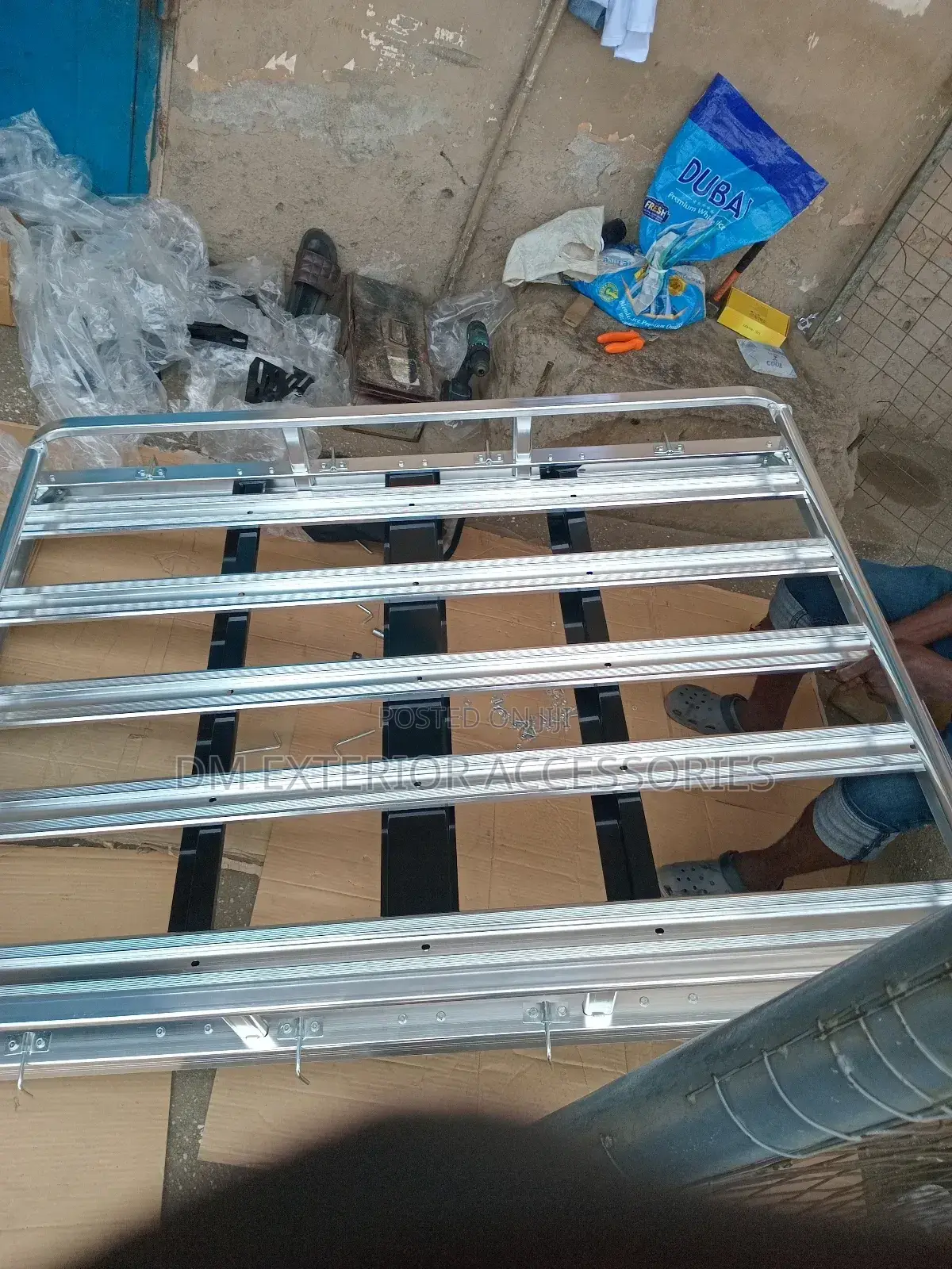 Car Top Luggage Carrier