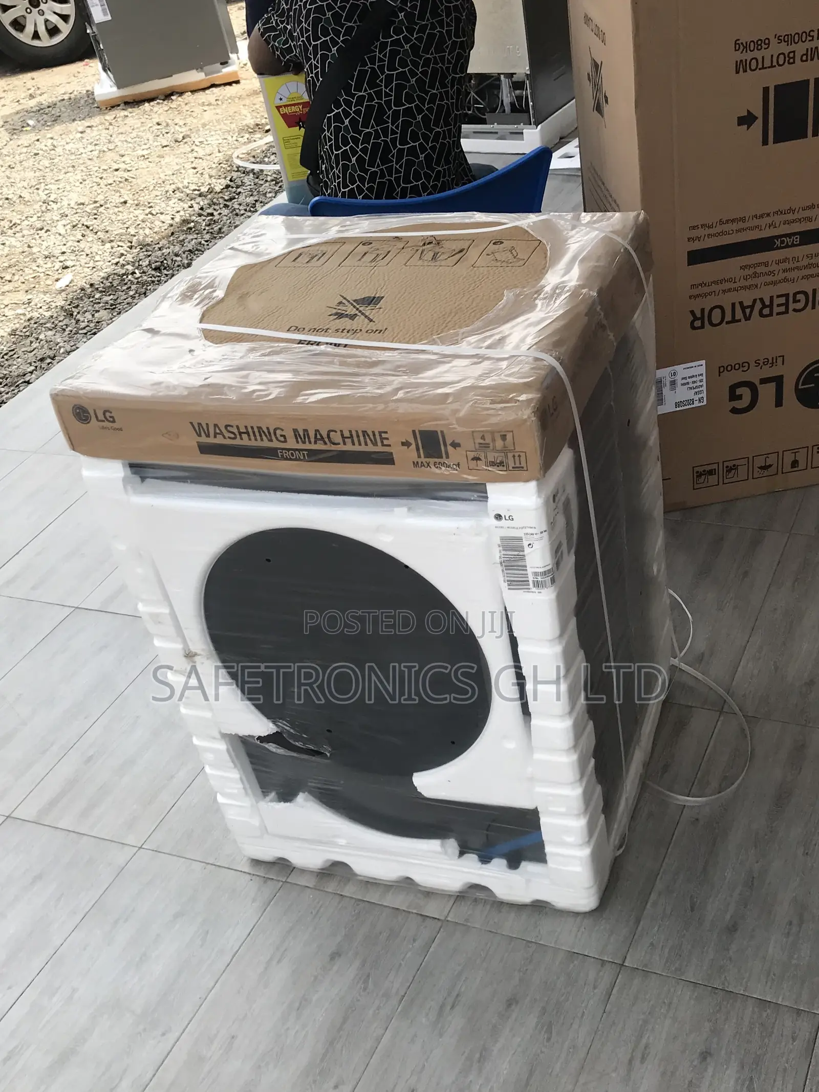 Fabulous  8kg Frontload LG Full Automatic F2T2TYM1S Washer