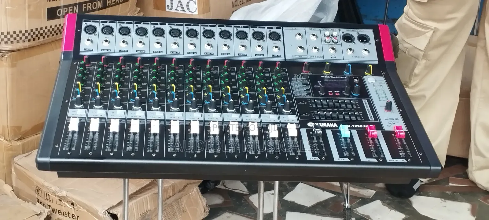 Jac 12-Channel Powered Mixer