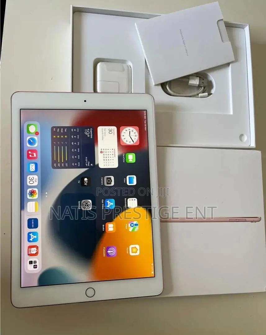 New Apple iPad 9.7 128 GB