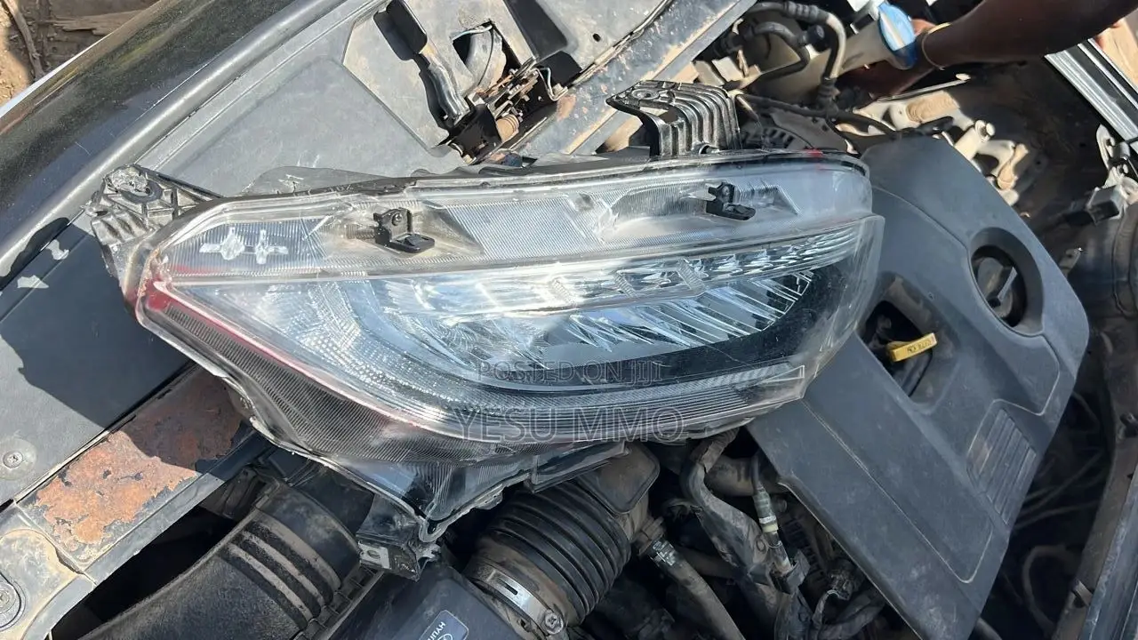 Honda Civic 2019 Touring Headlight