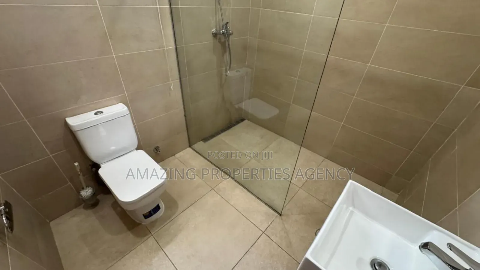 4bdrm House in Abelemkpe for rent
