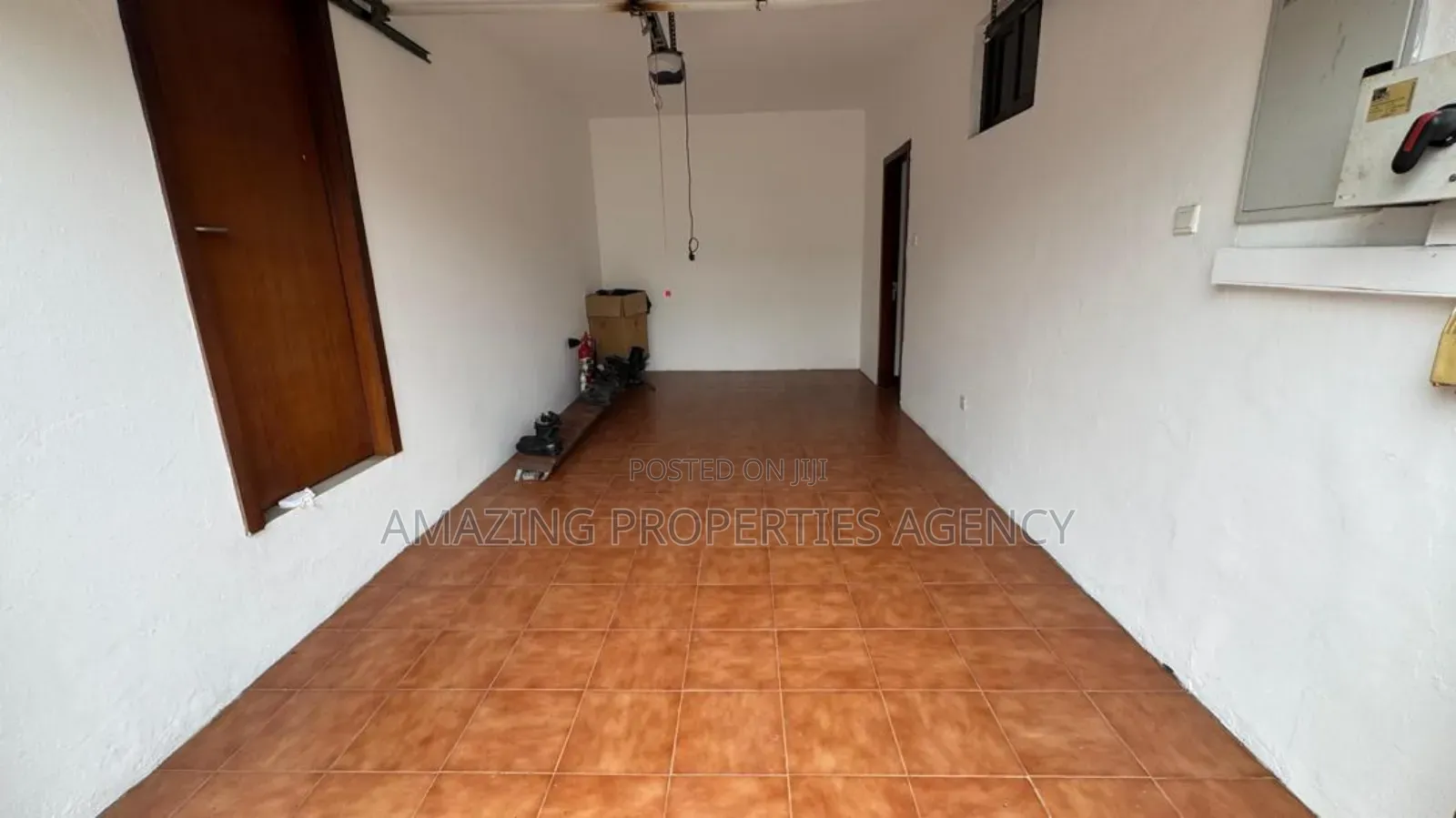 4bdrm House in Abelemkpe for rent