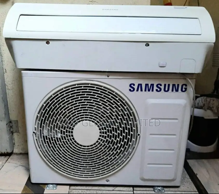 Gleaming SAMSUNG-2.5HP-R410-SPLIT-AC-AR24CRHGAWK/AF