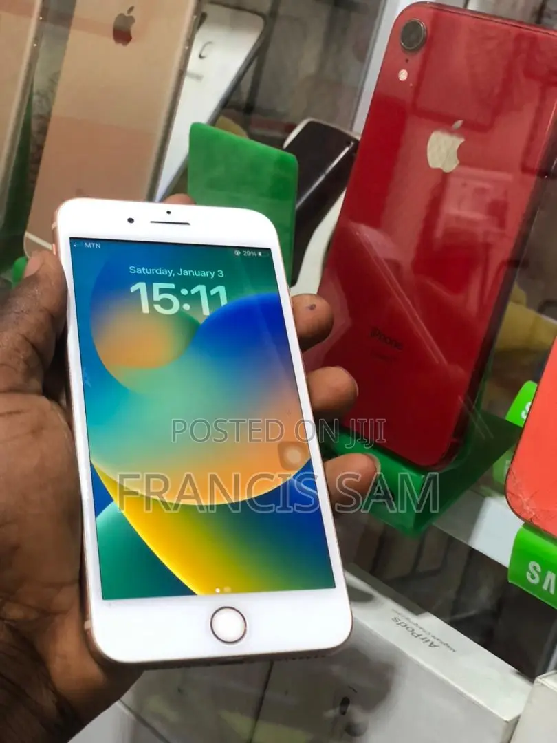 Apple iPhone 8 Plus 64 GB Gold