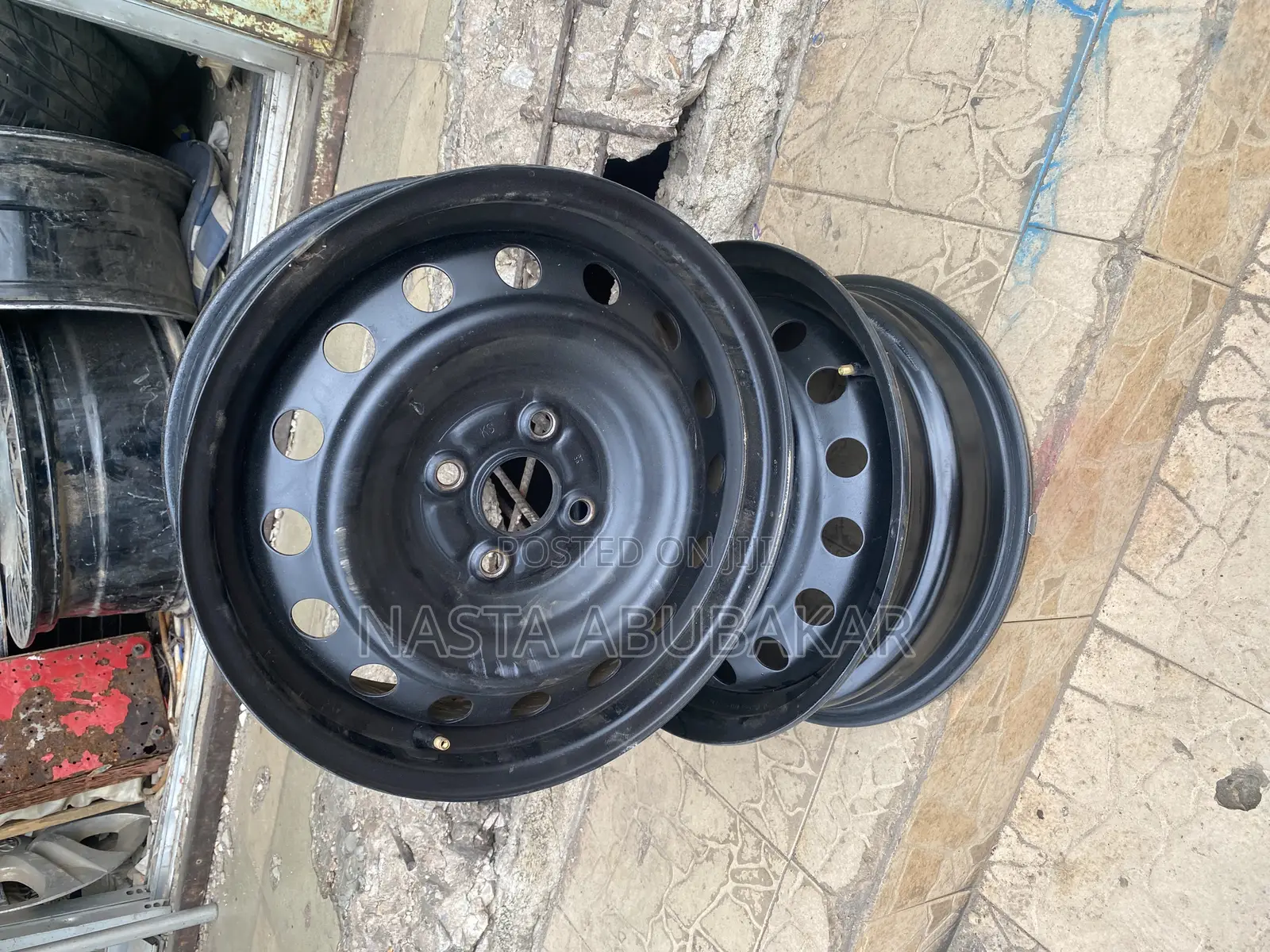 Toyota Vitz Rim 15