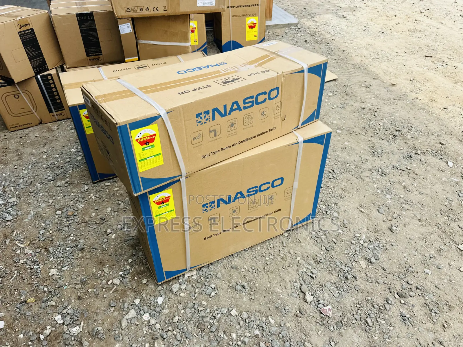 Durable Build Nasco Split R410 Gas 1.5hp Ac White