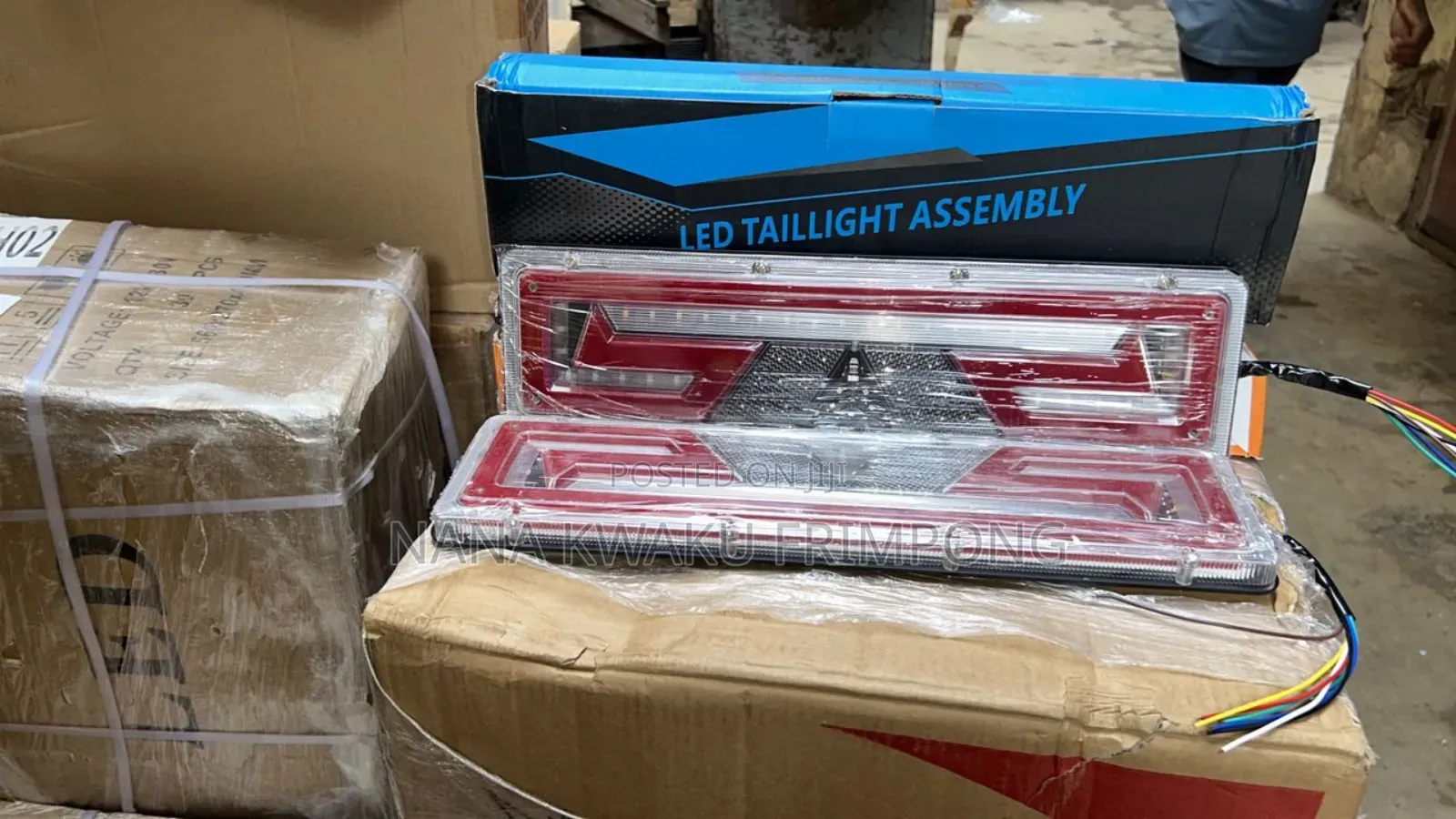 High Quality Trailer Truck Tail Lights Available