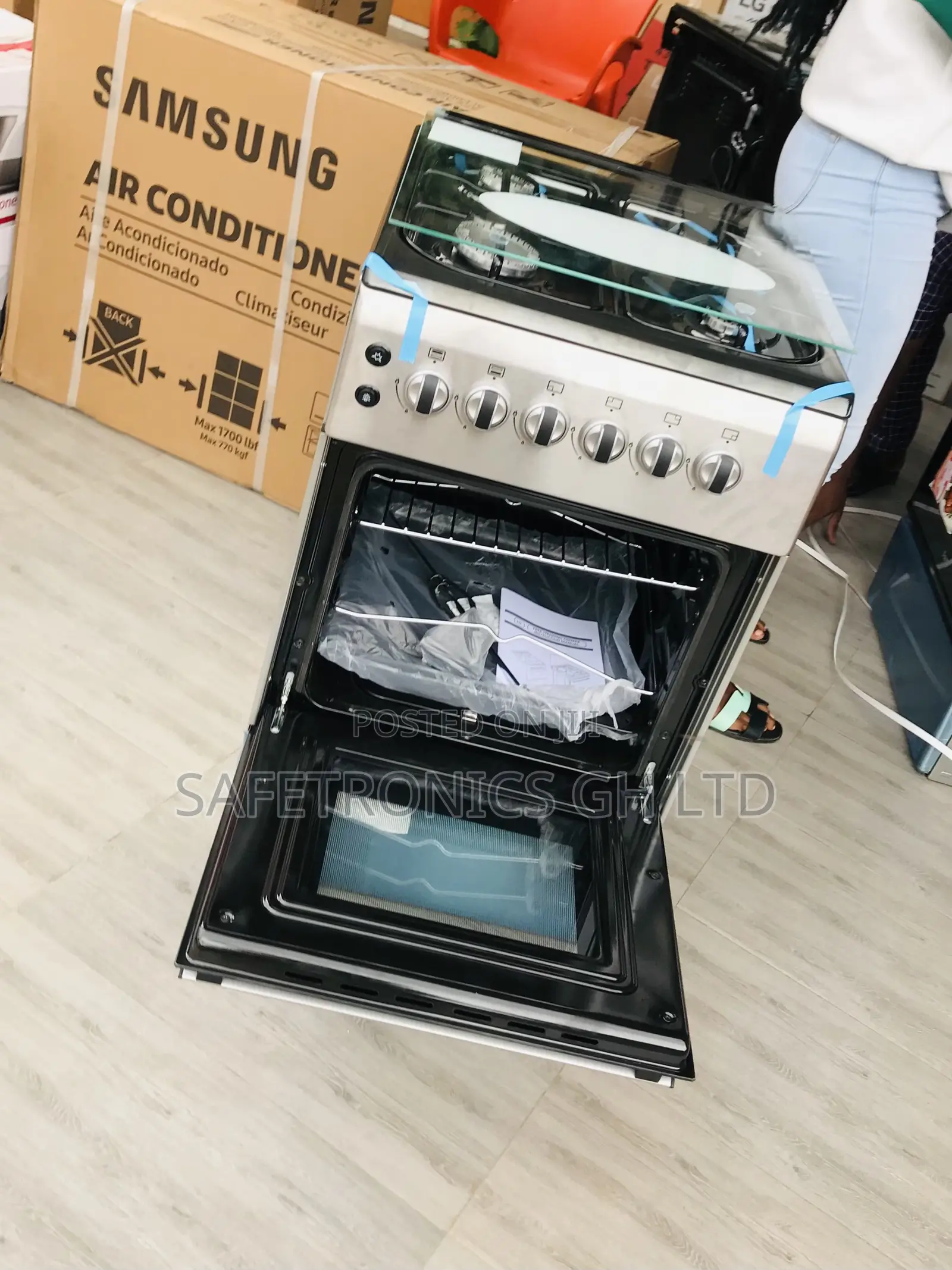 4 Burner Ferre 60by60 Oven.Grill (Gray) 