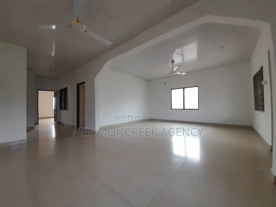 3bdrm Bungalow in Malejor Estates, Accra Metropolitan for sale