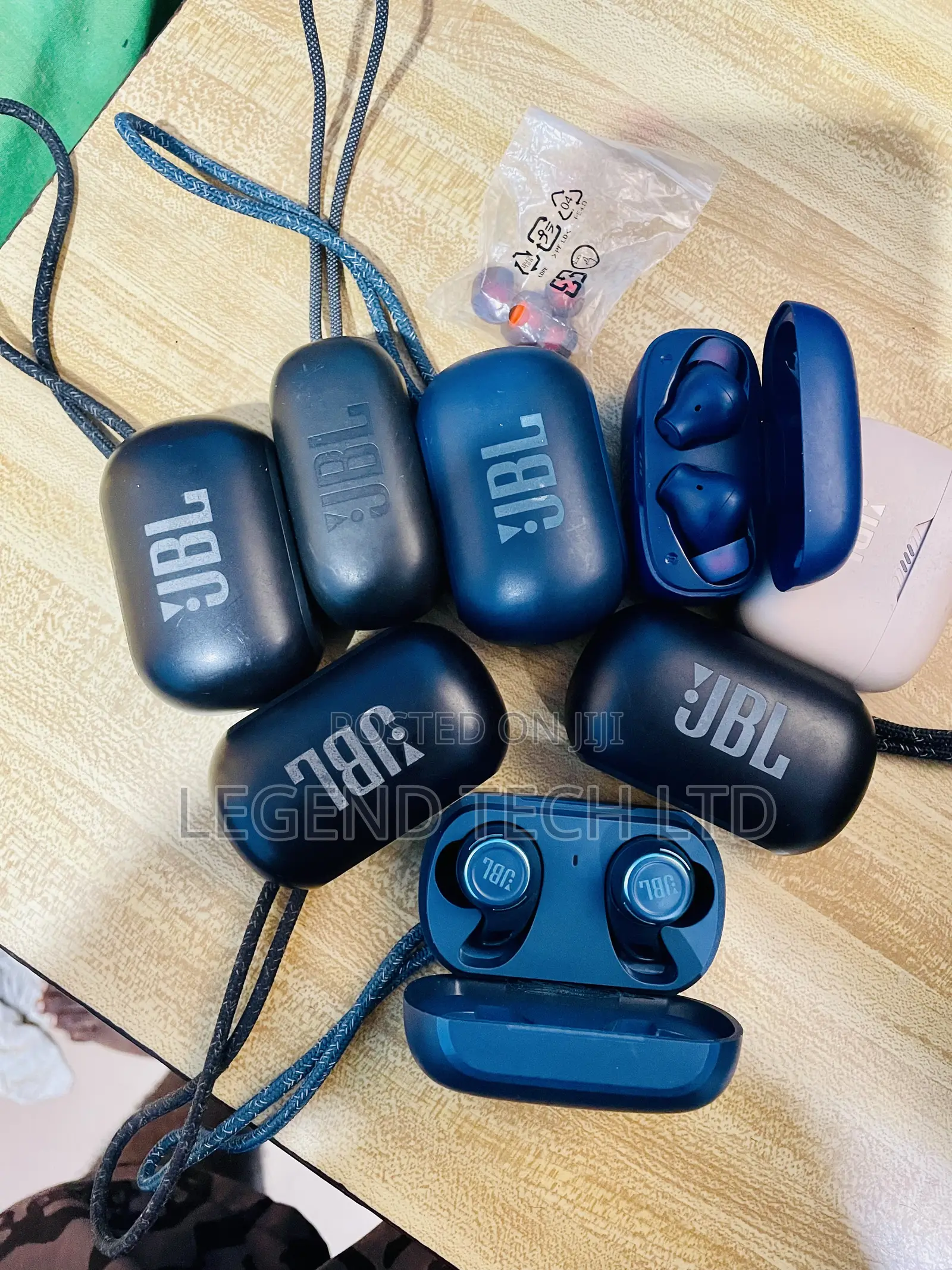 JBL Bluetooth Ear Bud TWS
