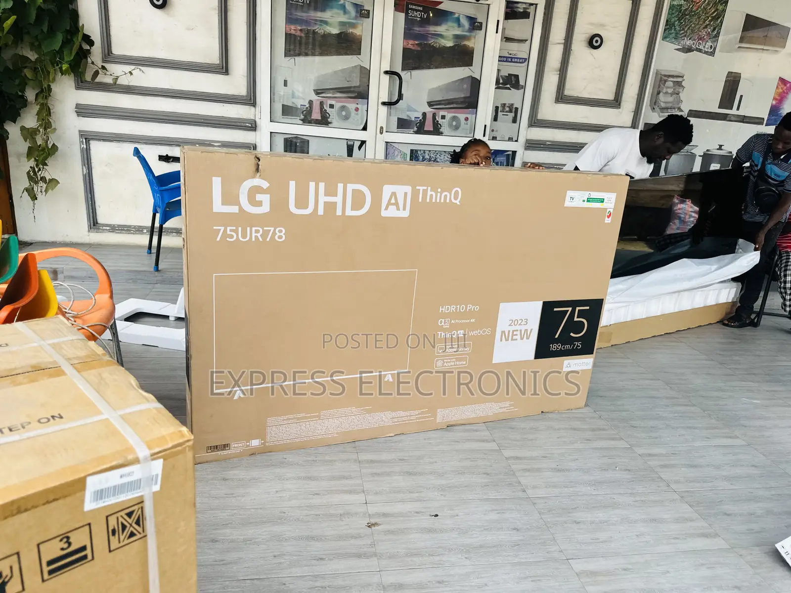 Uhd Smart 75”Ur7800 -_