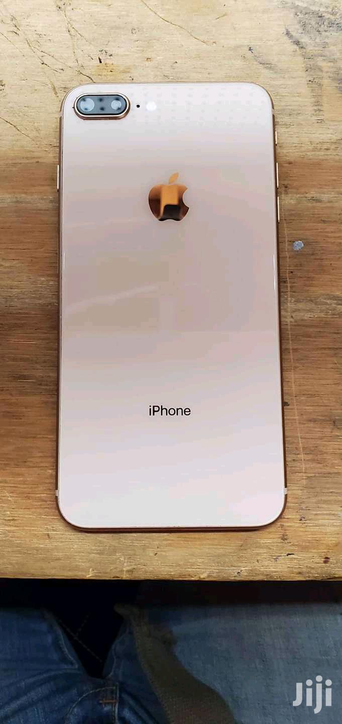 Apple iPhone 8 Plus 64 GB White