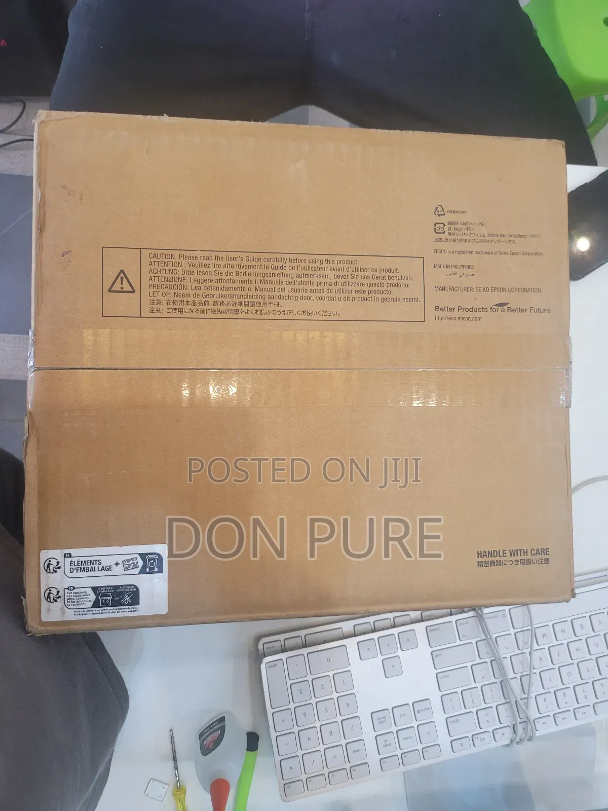 Brand New Epson Project. 4000 Lumen