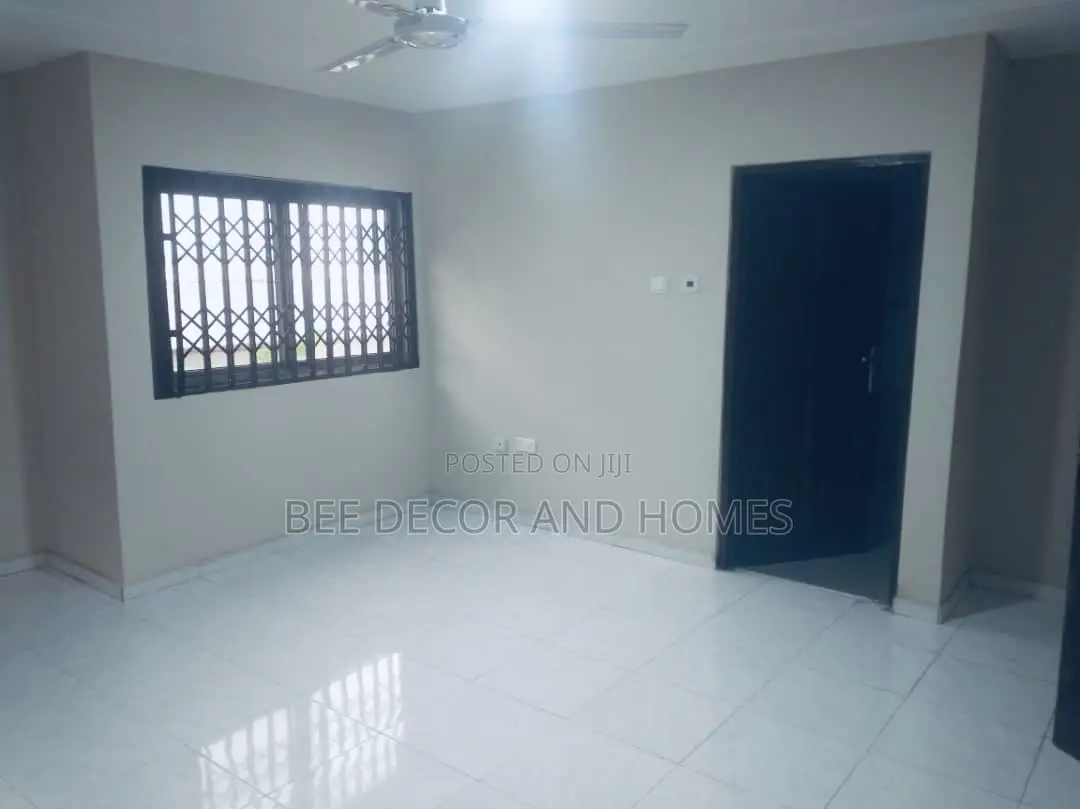 4bdrm Apartment in Bee Decor And Homes, Dzorwulu for rent