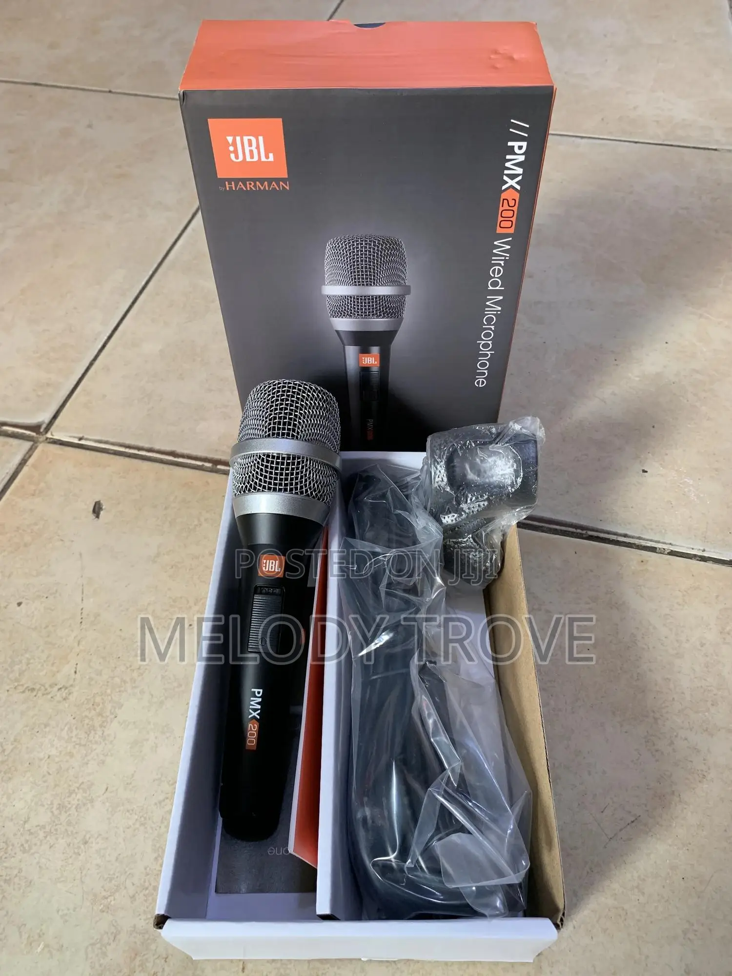 JBL PMX 200 Wired Microphone