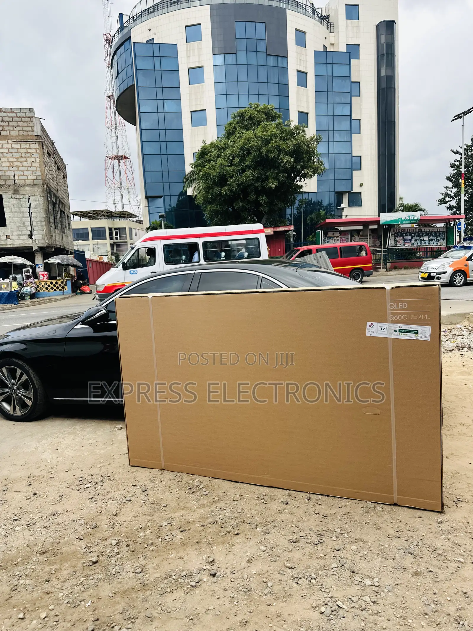 High Resolution Images QLED Smart Samsung 85Q60C