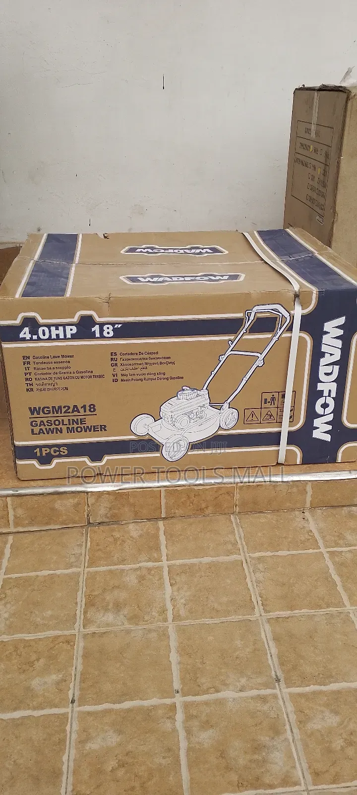 Wadfow Gasoline Lawn Mower 18" WGM2A18
