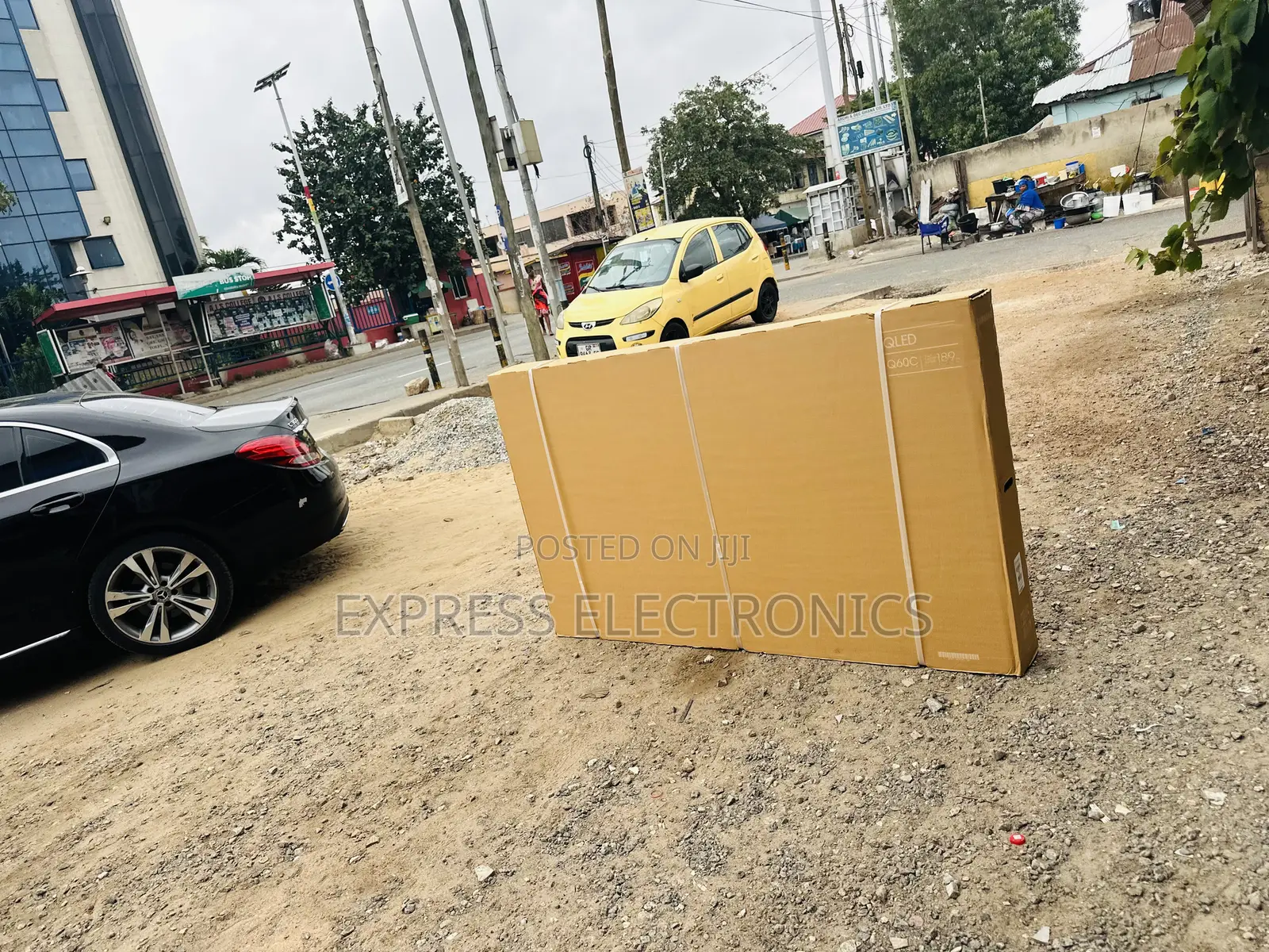 UHD Smart Samsung High Resolution Screen 75”Cu7000