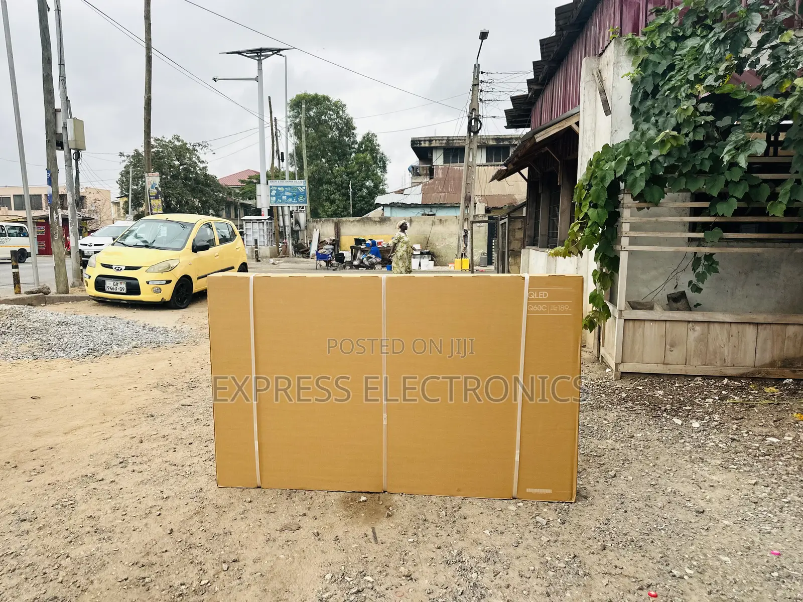 Brand New Slim 2924 Model Uhd Smart Samsung 75”Du8000