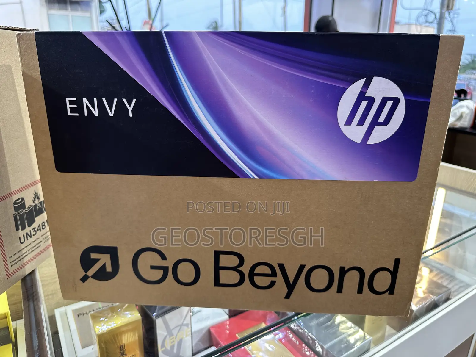 New Laptop HP Envy X360 8GB AMD Ryzen 5 SSD 512GB