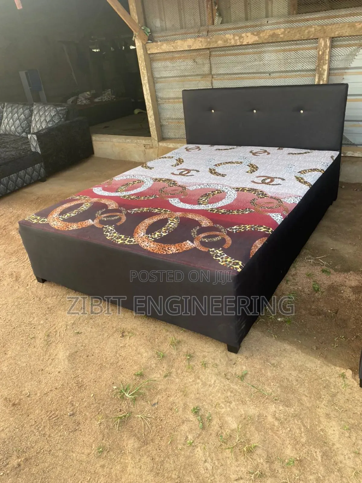 Inbuilt Double Bed