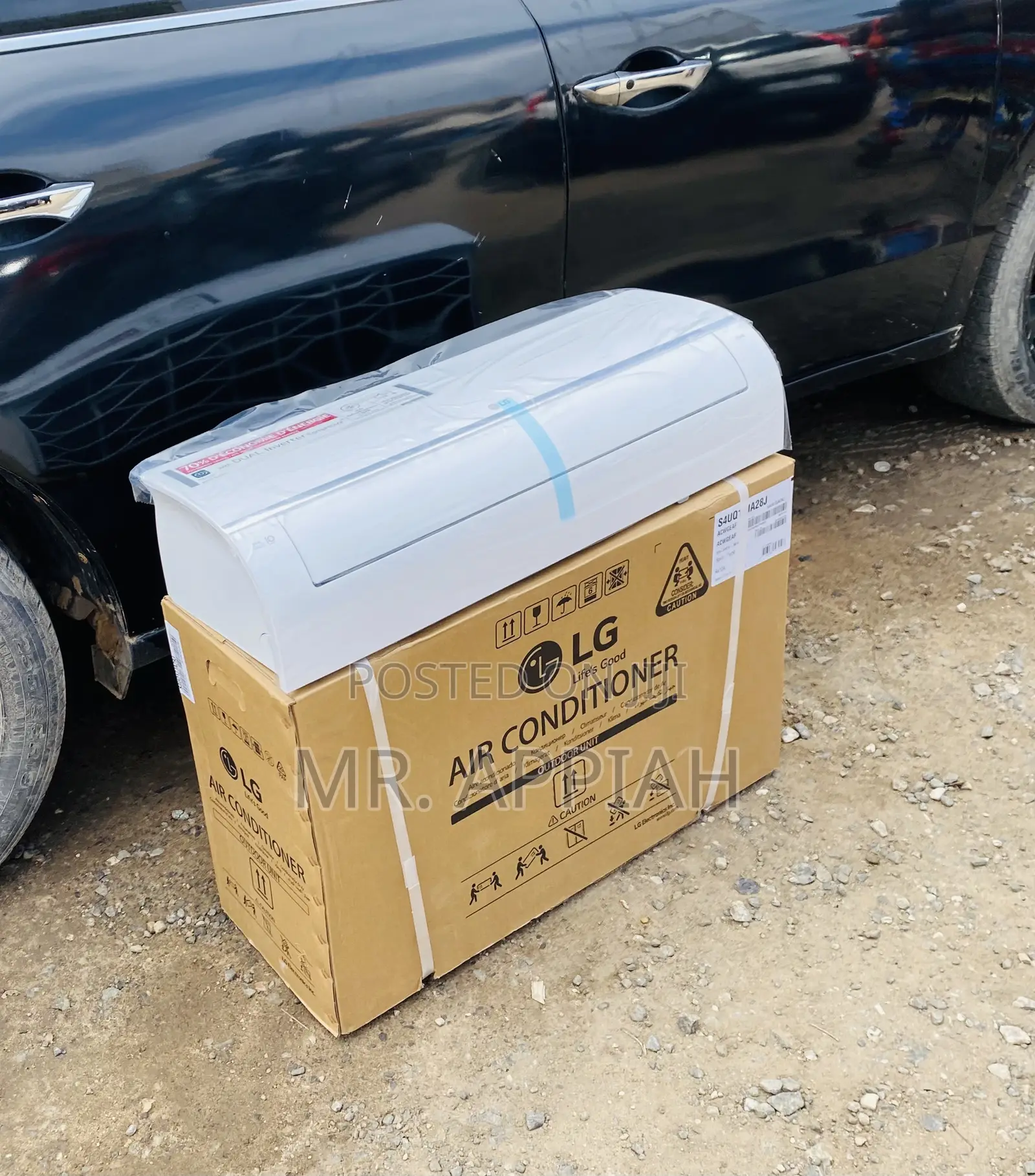 Super Chilling LG S12ATC 1.5hp Split Air Conditioner.
