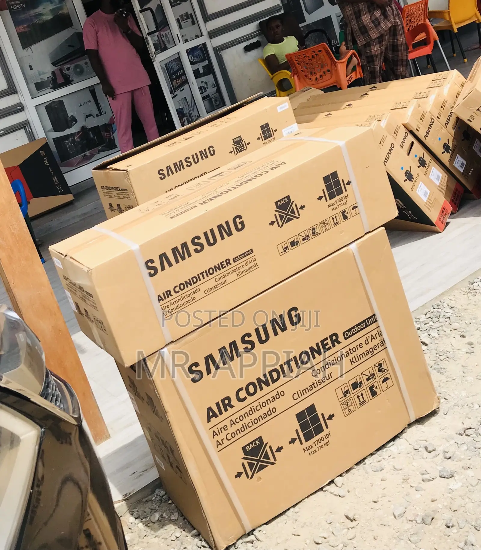 Extremely Chilling Samsung2.5hp R410 Non Inverter Ac(White)