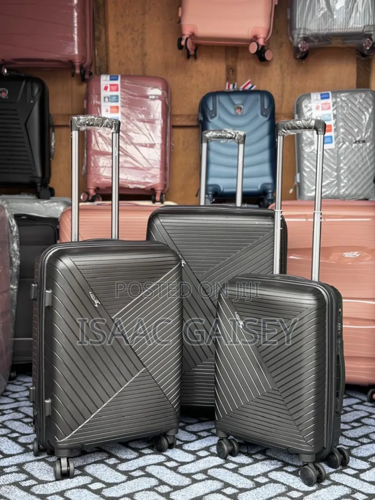 Three Set Anticrake Luggages/Travel Bags