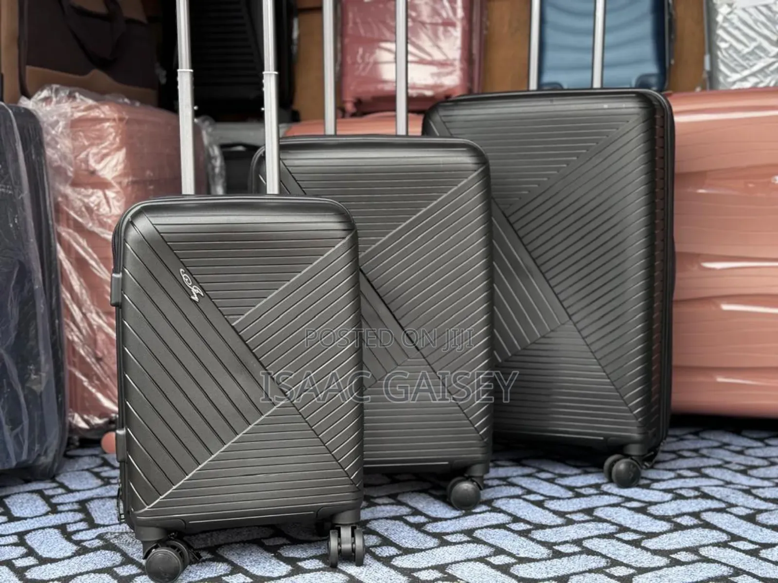 Three Set Anticrake Luggages/Travel Bags