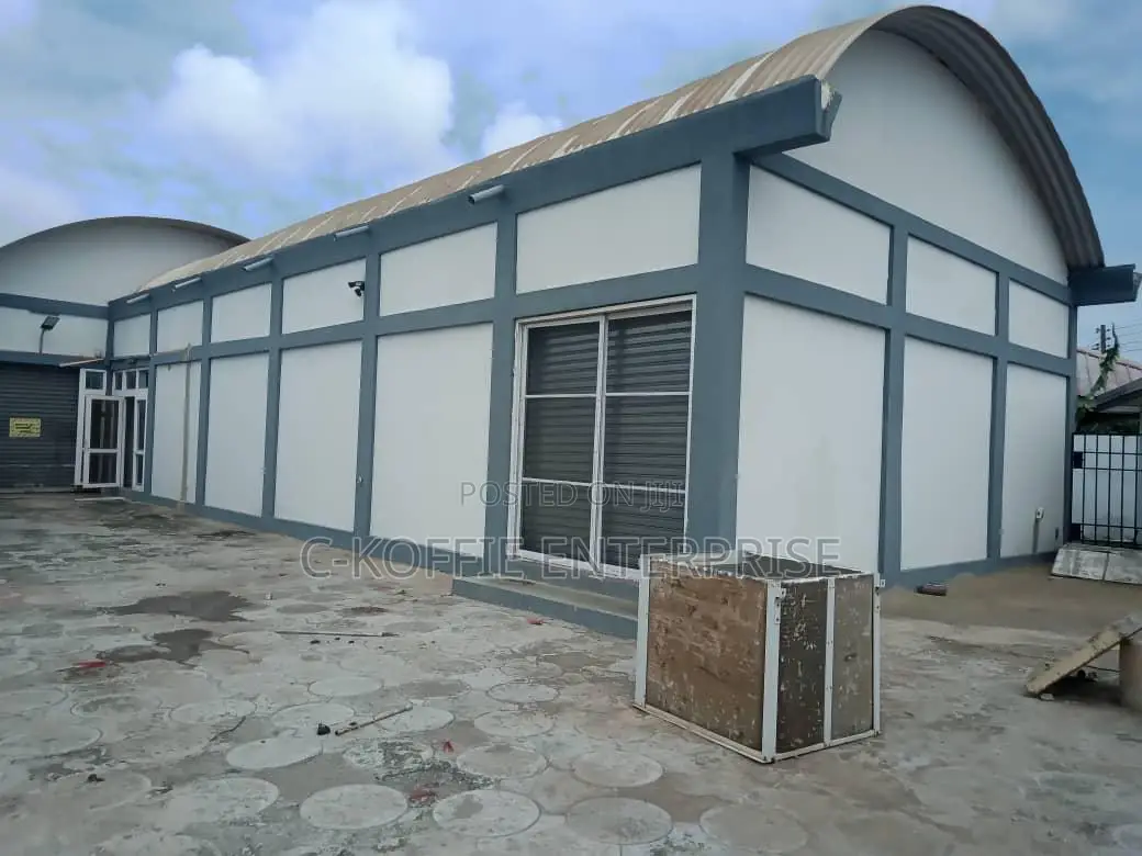 450 SQM Warehouse at Tema