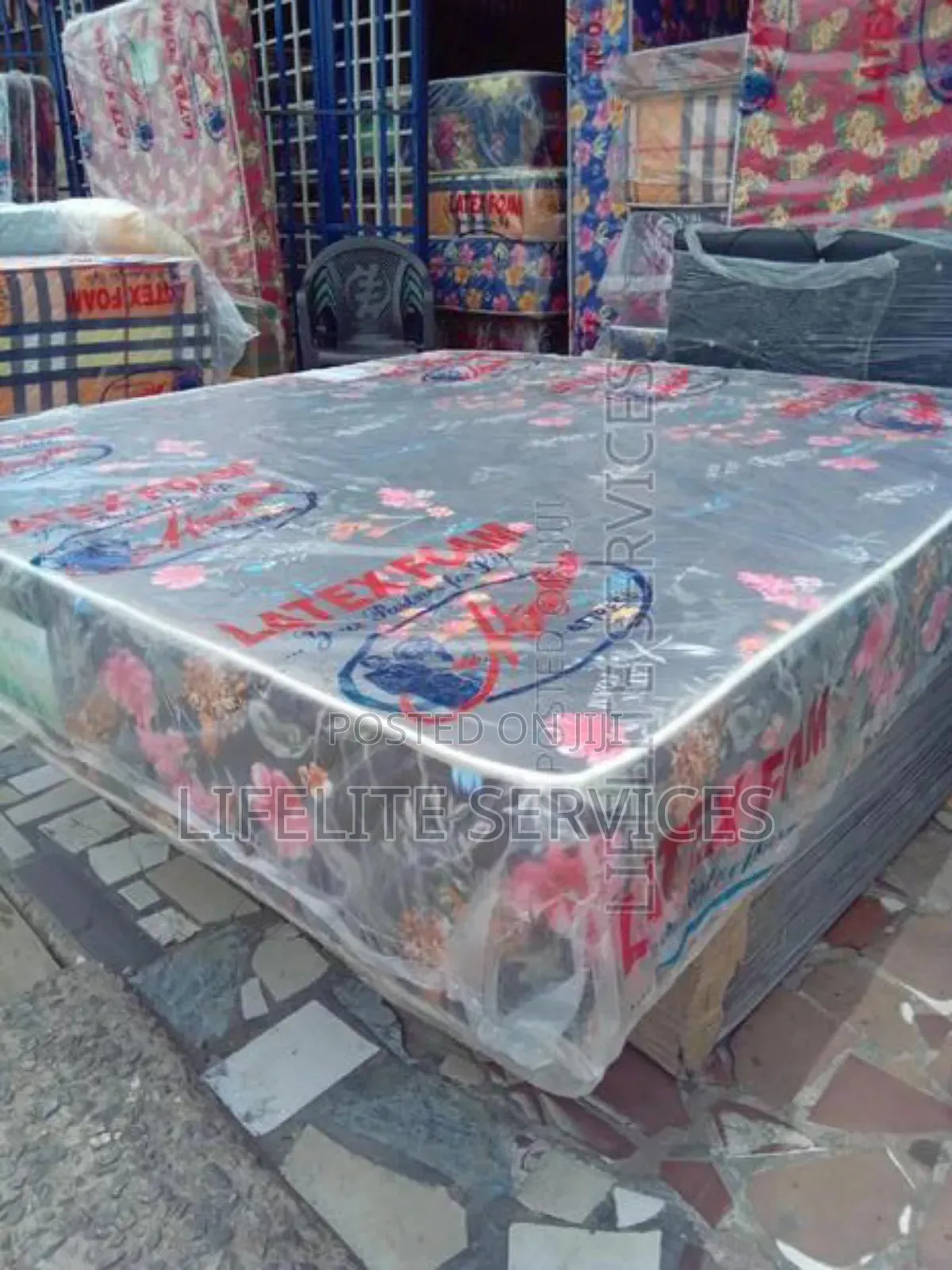 Honey Moon Mattress >12" Queen Size