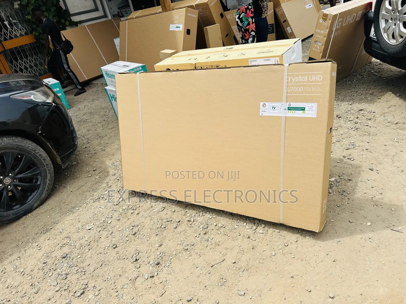 UHD Smart Glossy Screen Televisions Samsung 65”Cu8000