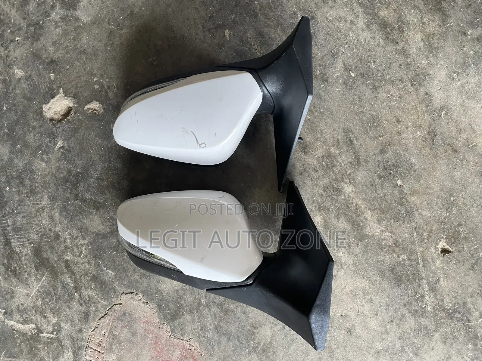 Hyundai Elantra 2012,2014 Complete Mirror Glass