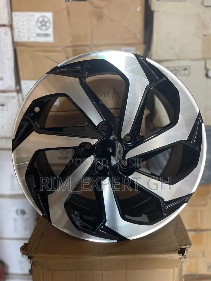 Honda Civic Rim 16 Black and Silver