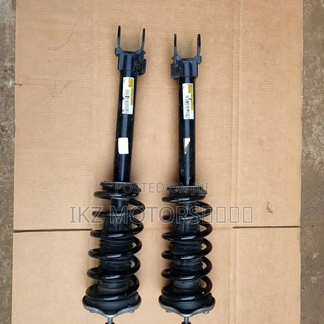 Mercedes Benz C300/W205/C200/C260/ Front Shocks