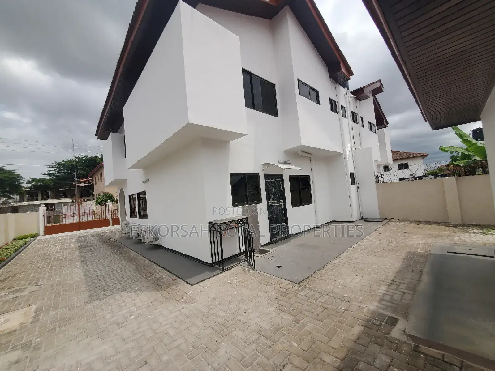 3bdrm House in Adjiringanor Ntnc, Adjiriganor for rent