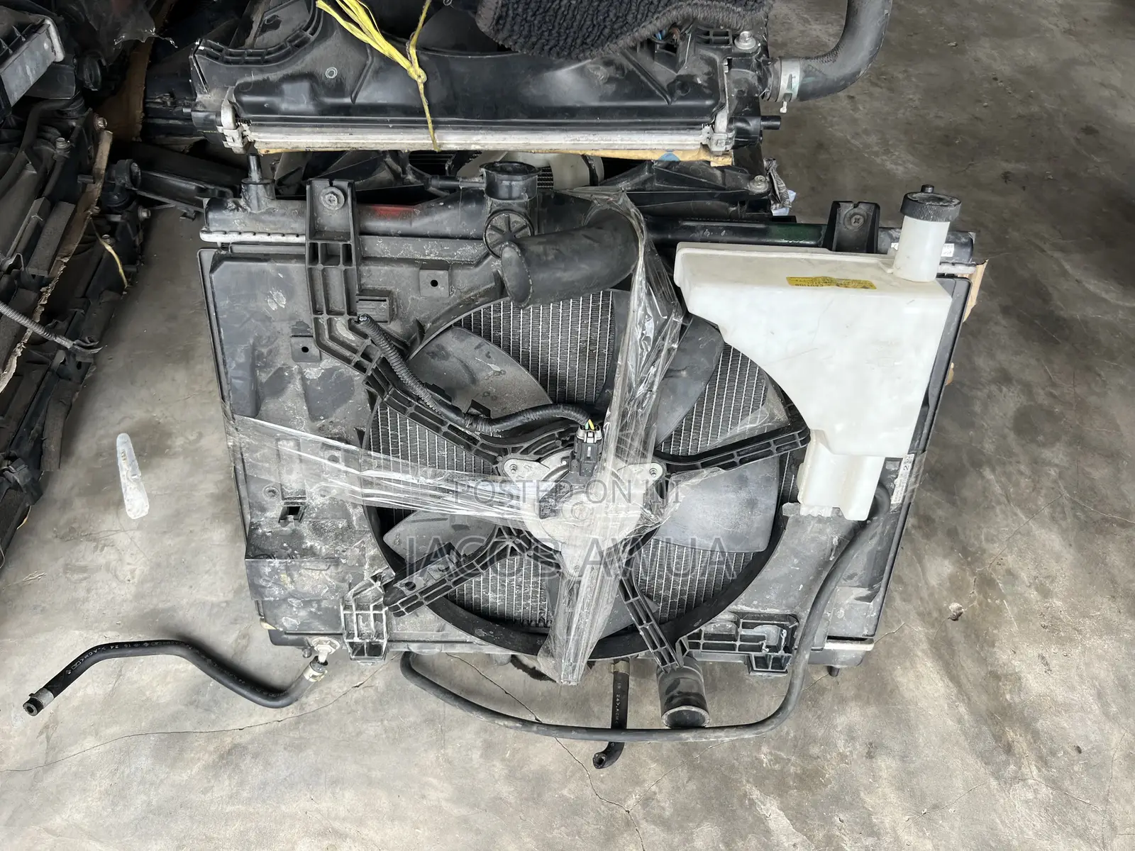Nissan Versa Radiator (2006 to 2011)