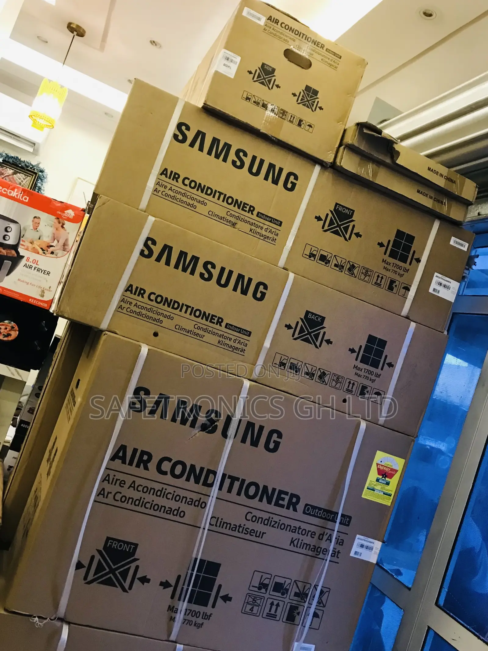 Non-Inverter 1.5hp R410 Gas White Samsung AC