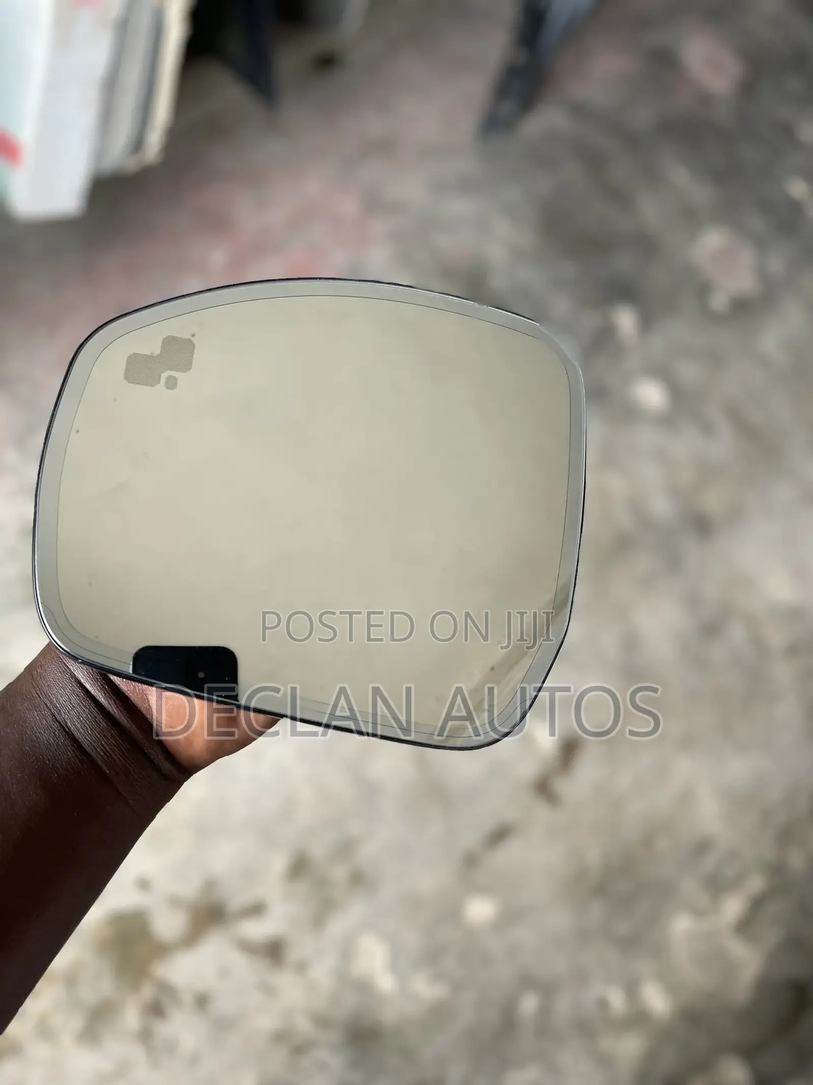 Range Rover Vogue 2016 Side Mirror Glass
