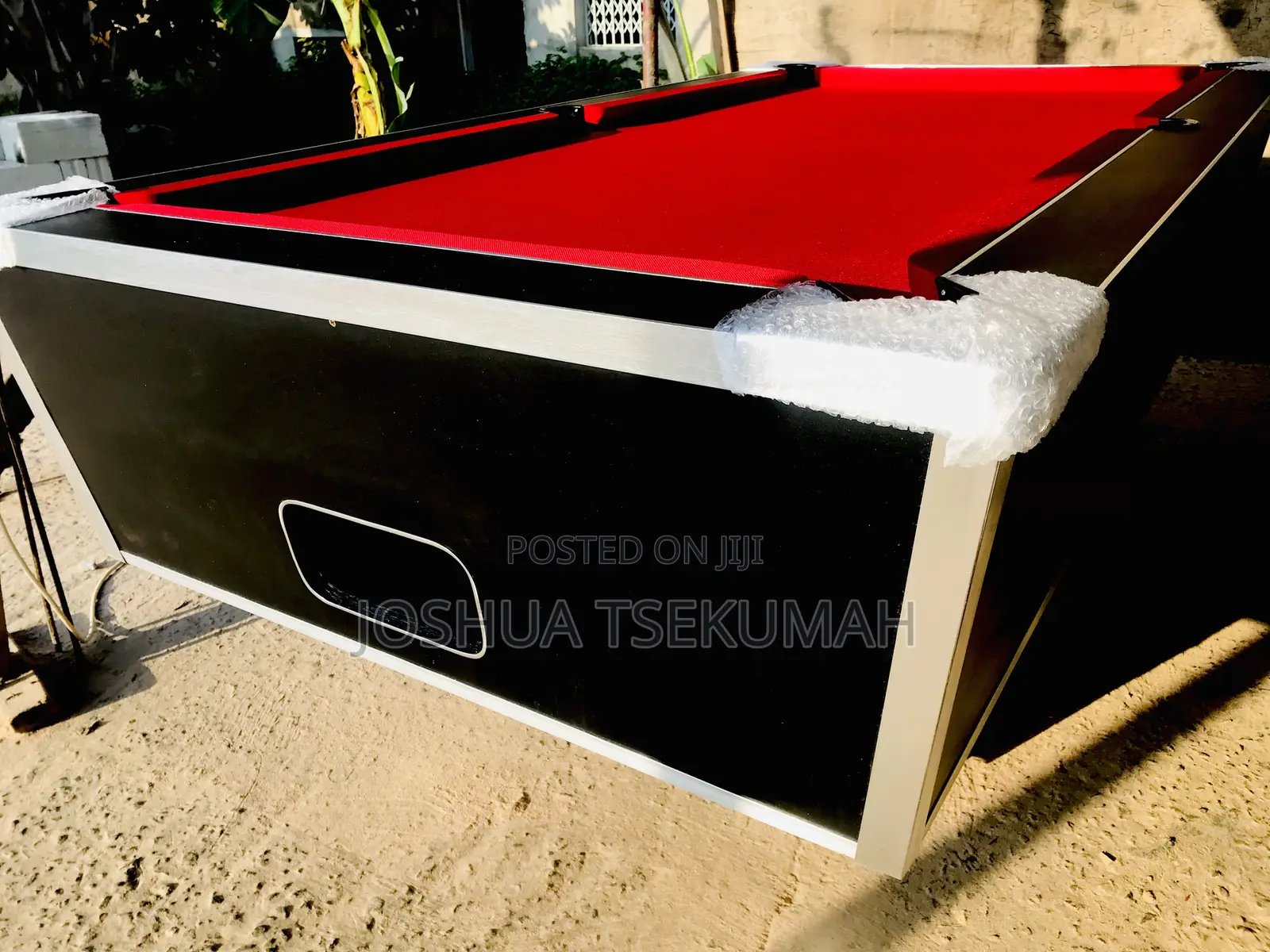 New Marble and Coin Operated Pool Table (Traditional Model)