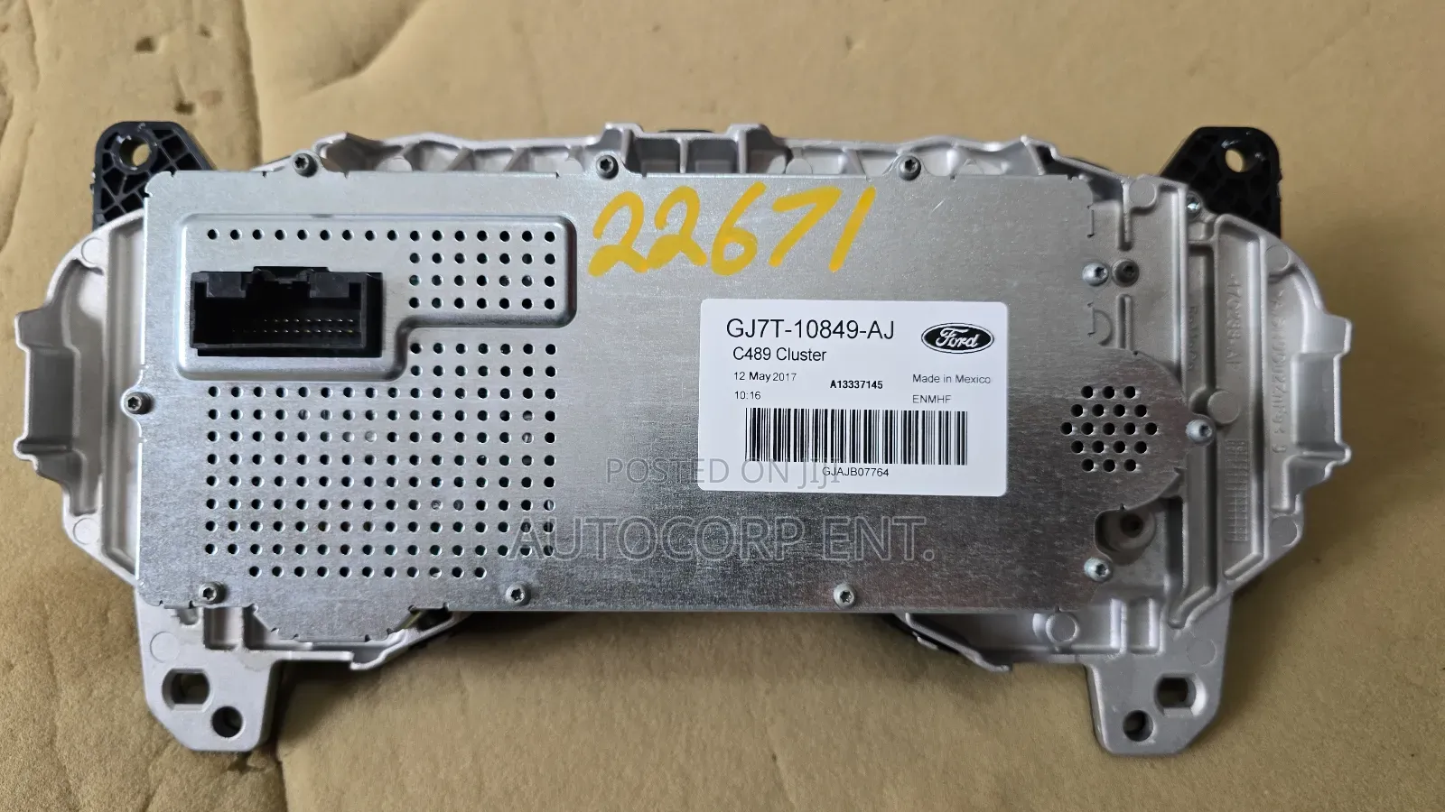 2016 - 19 Lincoln MKC Cluster- Fits Fusion