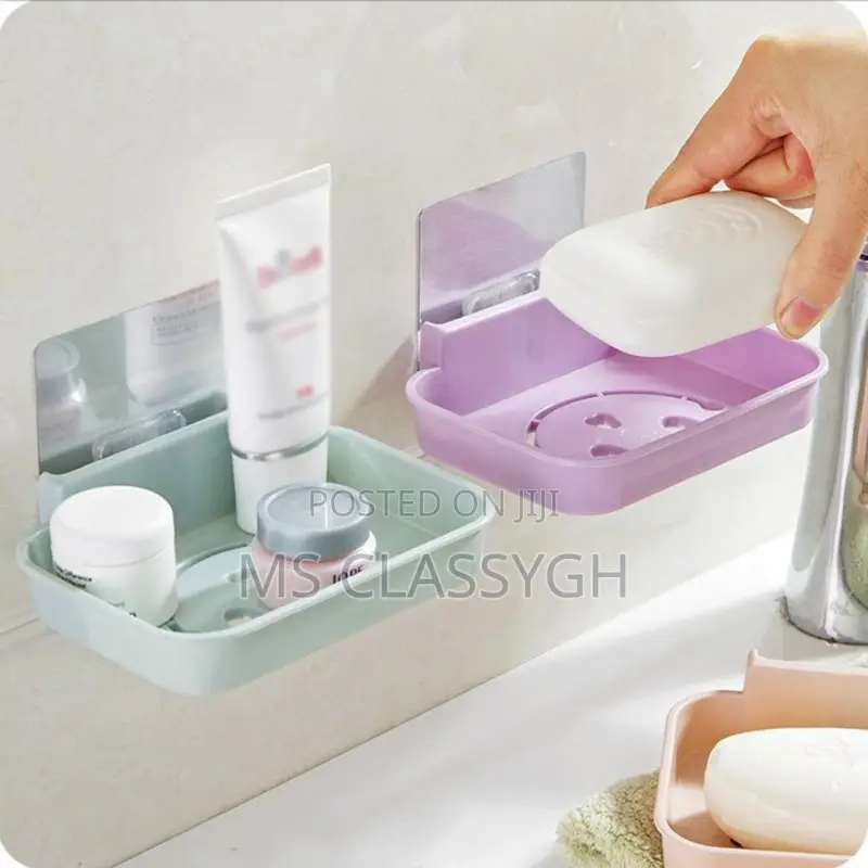 1pc Seamless Trace Wall-Mounted Soap Box Hollow Smile Face D