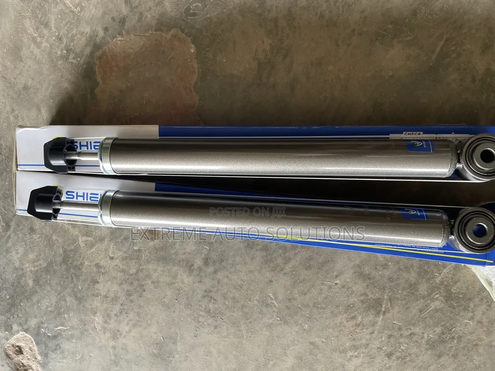 Honda CR-V 2017 Back Shocks Absorbers