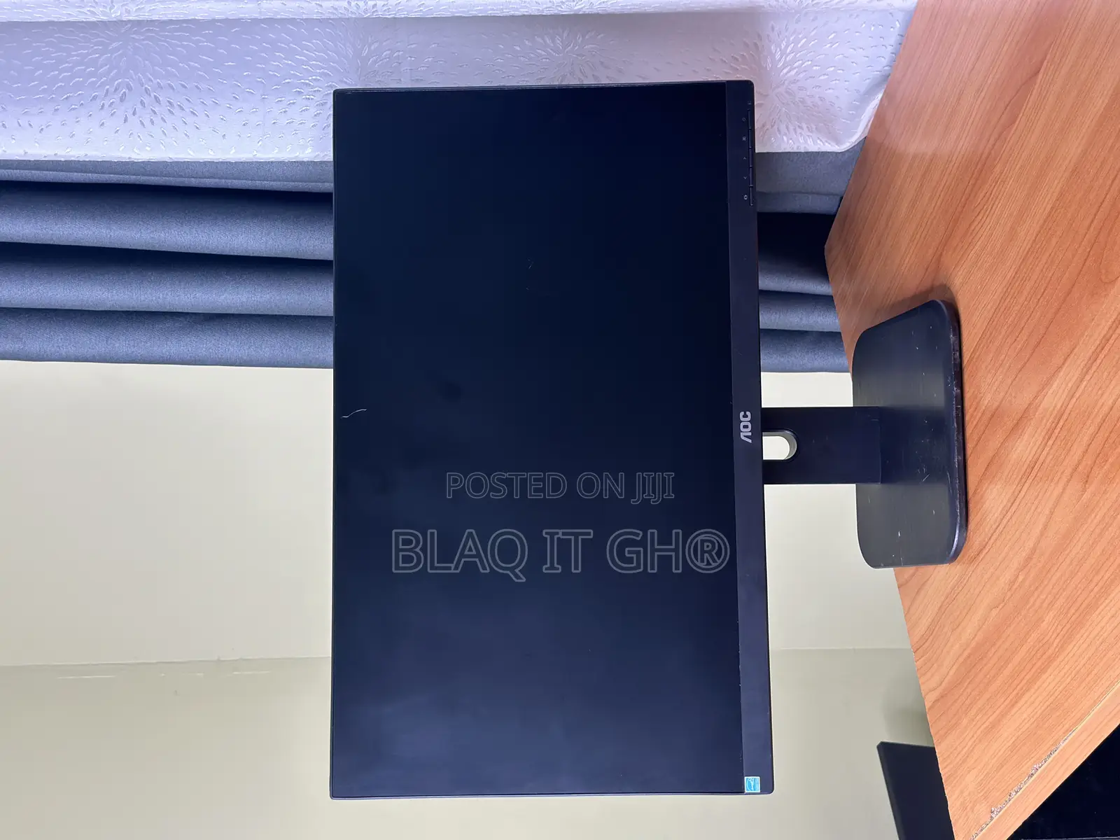 24 Inches AOC Edgeless Monitor