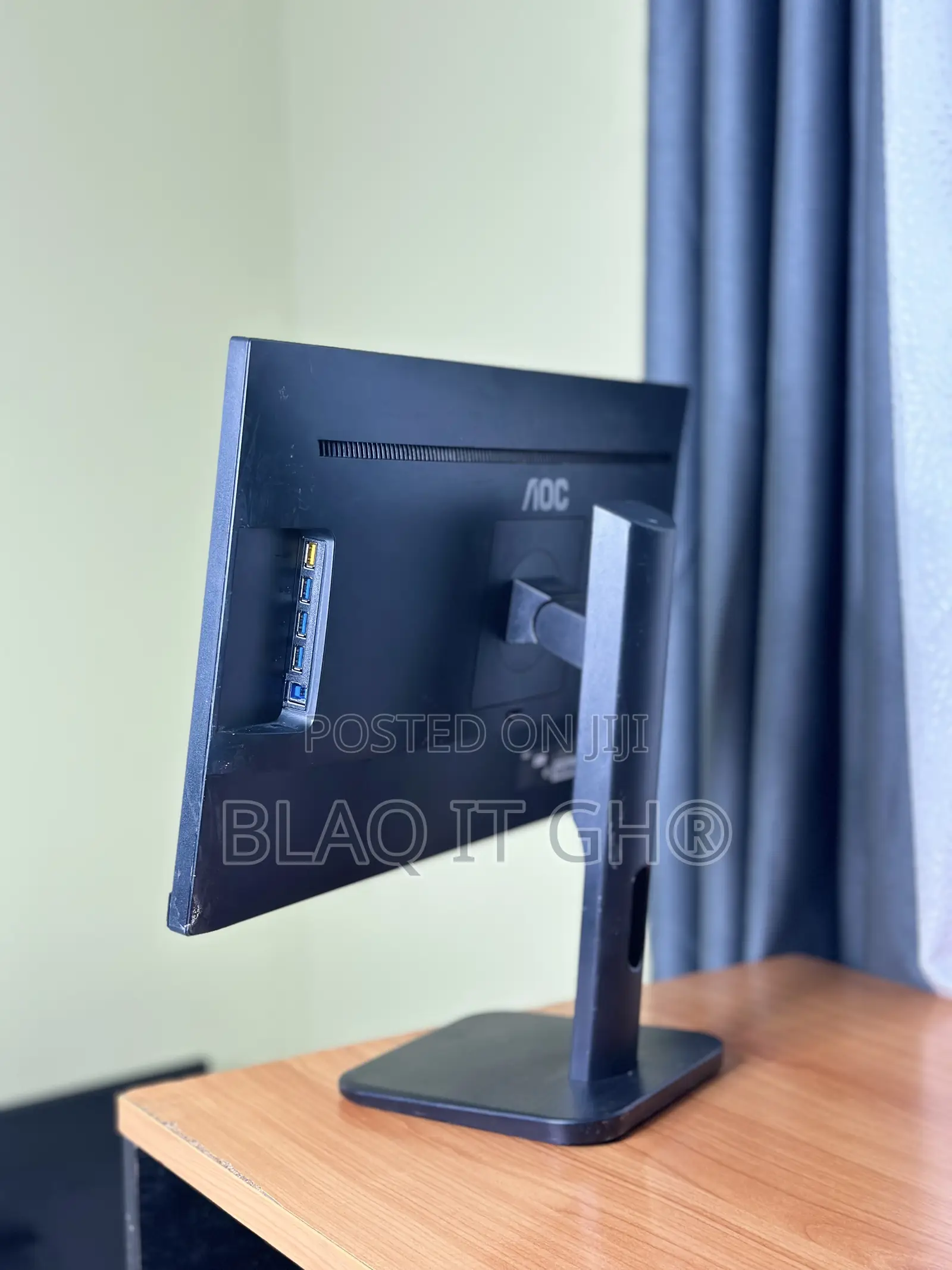 24 Inches AOC Edgeless Monitor