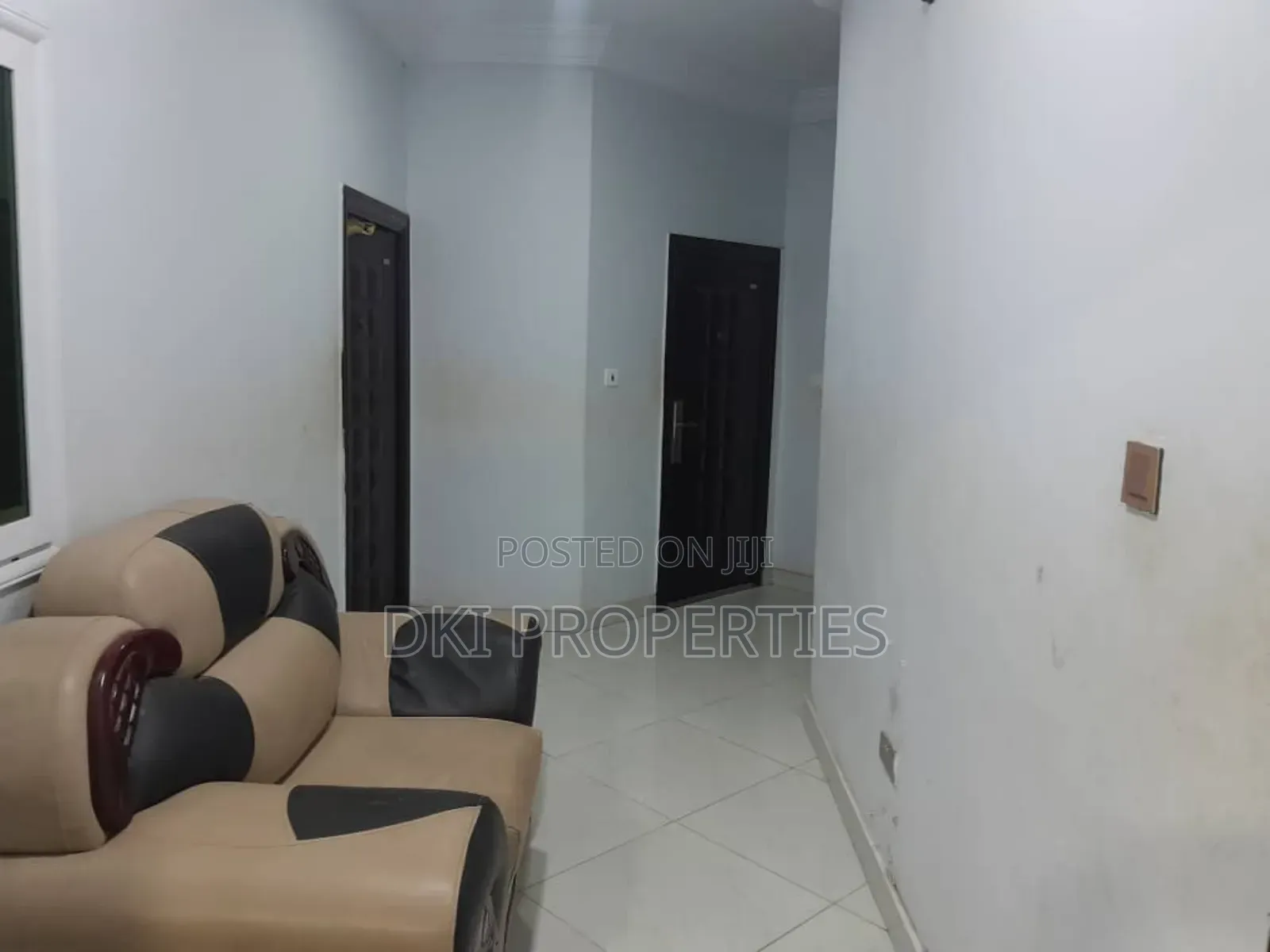 6bdrm House in Dki Properties, Valley View Area for sale