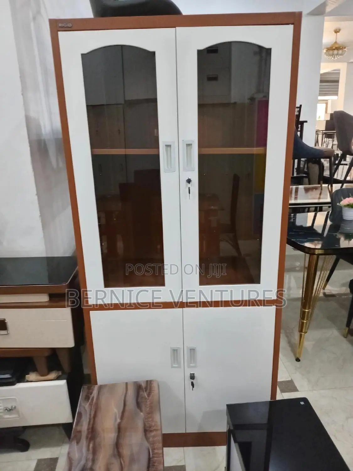 2 Doors Book Shelves