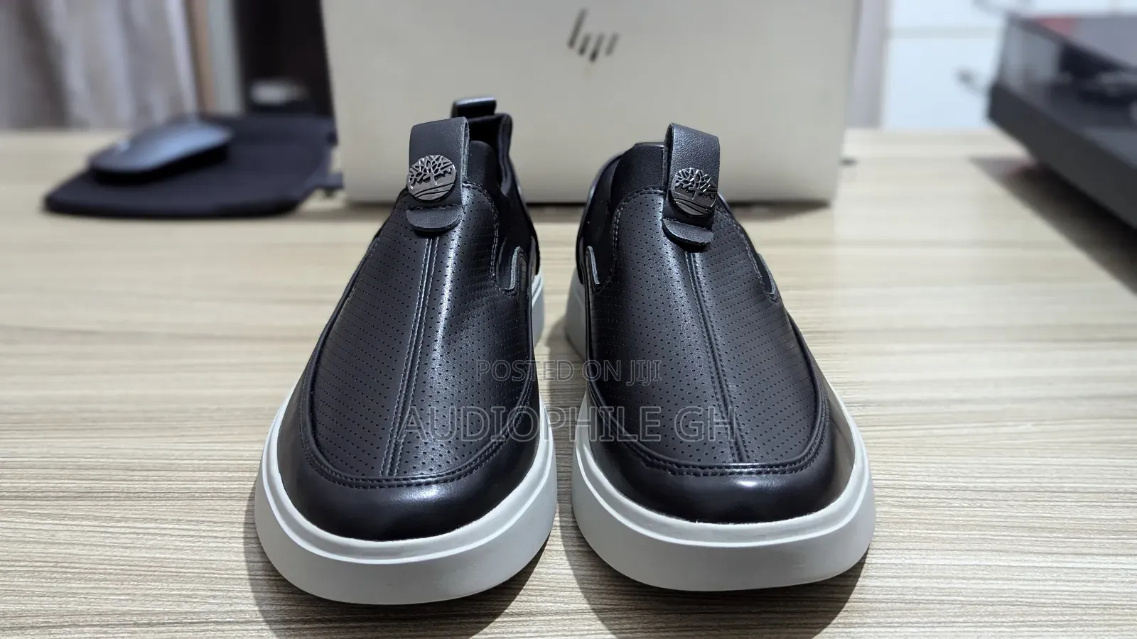Premium Men's Leather Sneakers